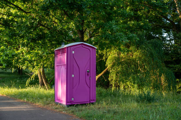 Professional Portable Potty Rental  in Lincoln Center, KS